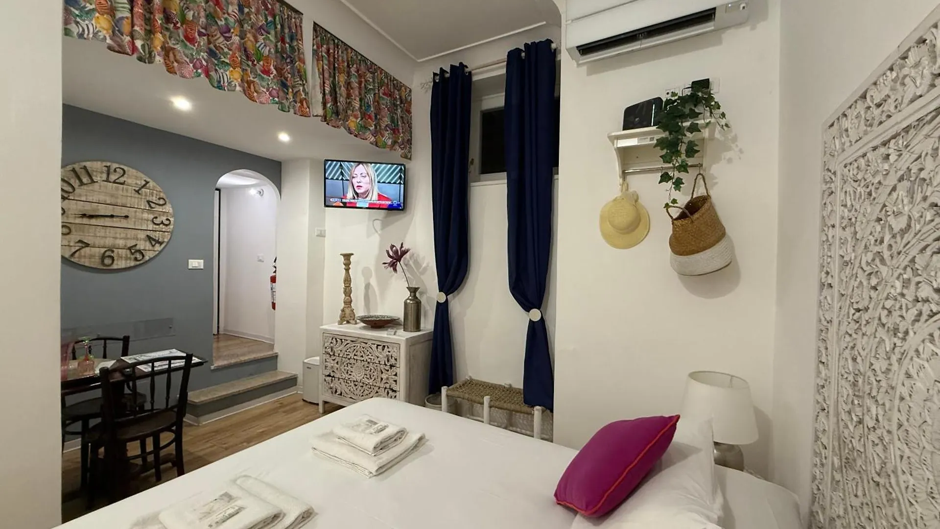 Small & Cozy Near Piazza Navona Rome 0*,  Italy